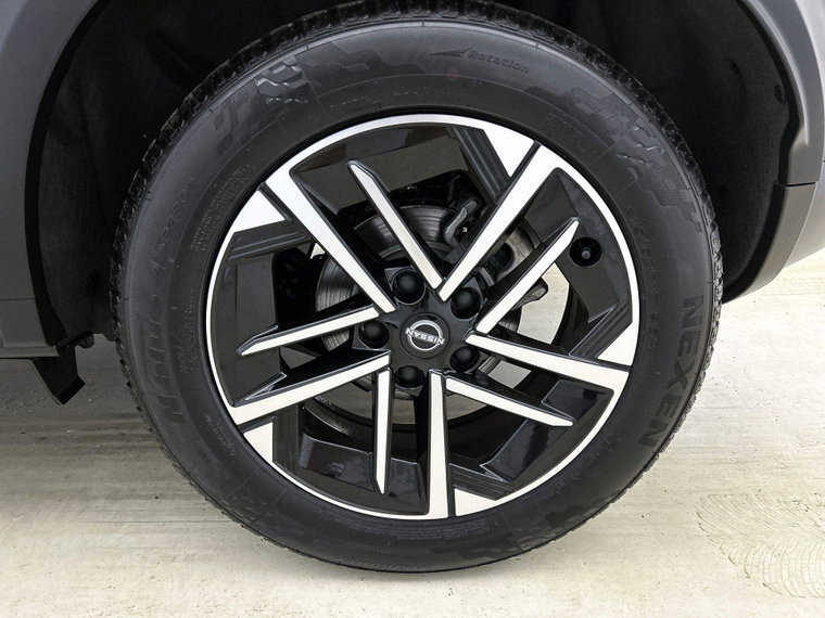 Vehicle Image 37