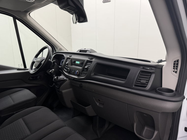 Vehicle Image 22