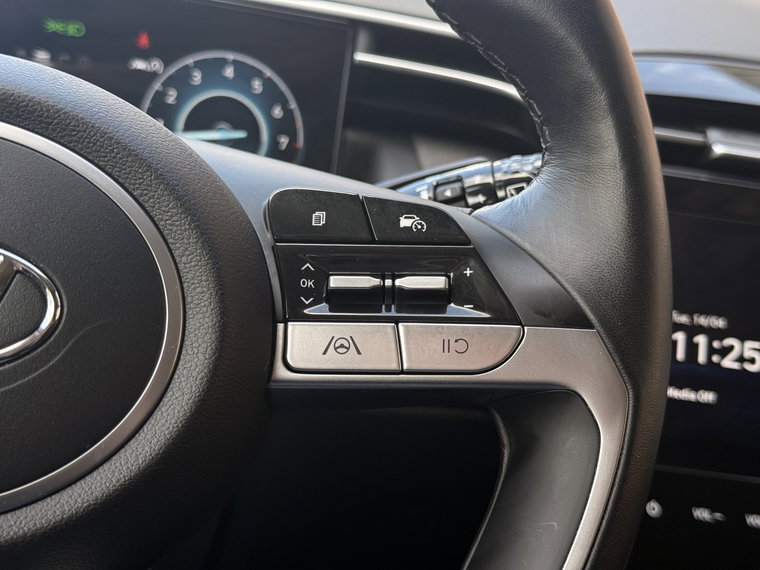 Vehicle Image 27