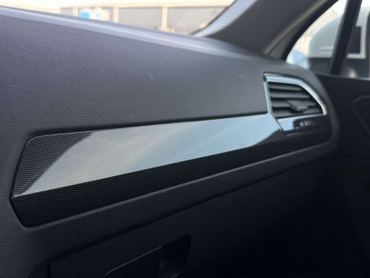 Vehicle Image 27