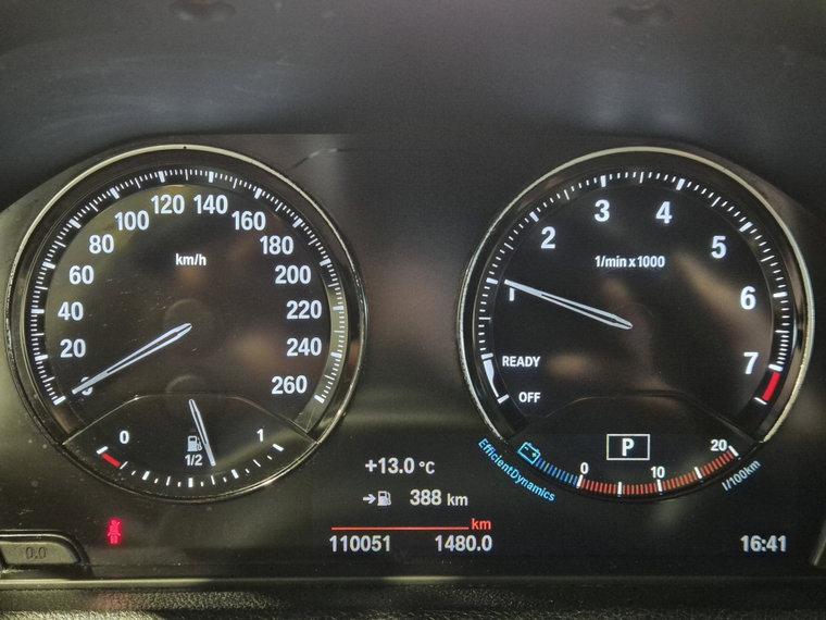 Vehicle Image 38