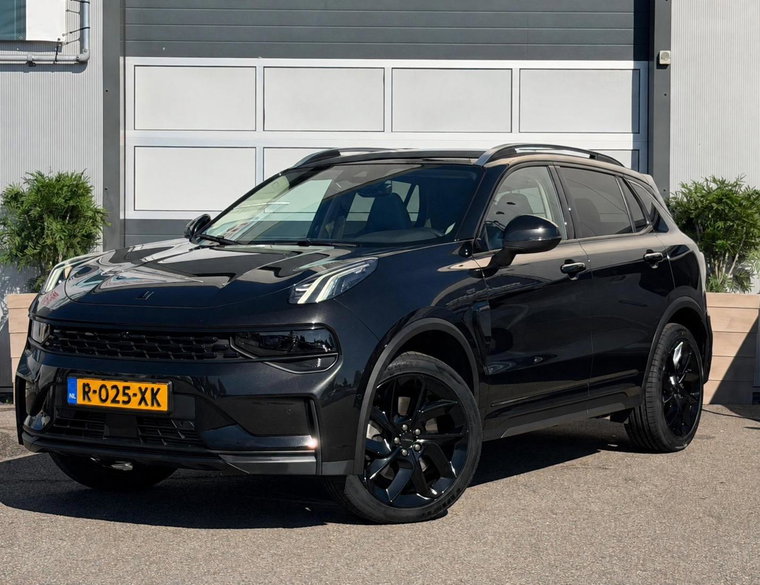 Vehicle Image 3