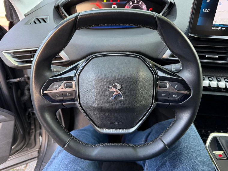 Vehicle Image 24