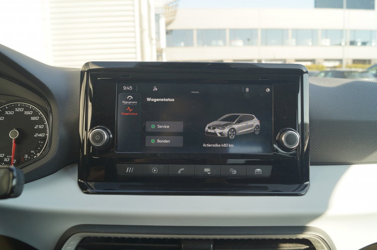 Vehicle Image 21