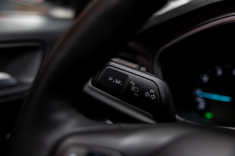 Vehicle Image 35