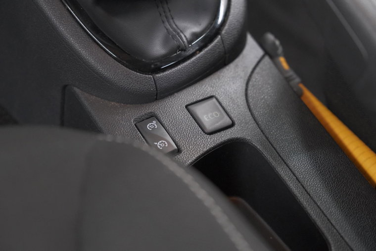 Vehicle Image 34