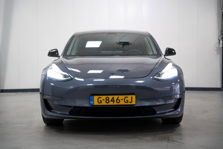 Vehicle Image 17