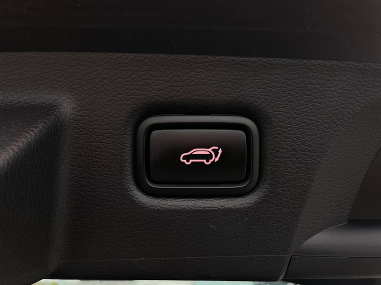 Vehicle Image 29