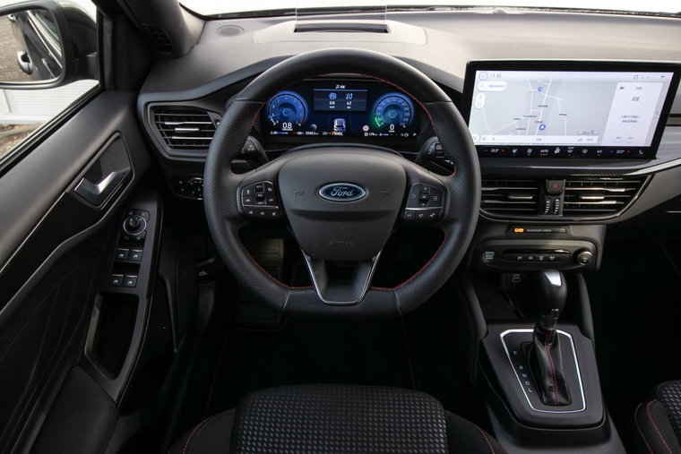 Vehicle Image 15