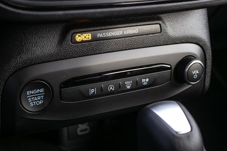 Vehicle Image 23