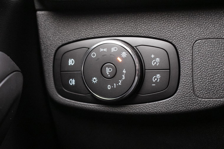 Vehicle Image 39