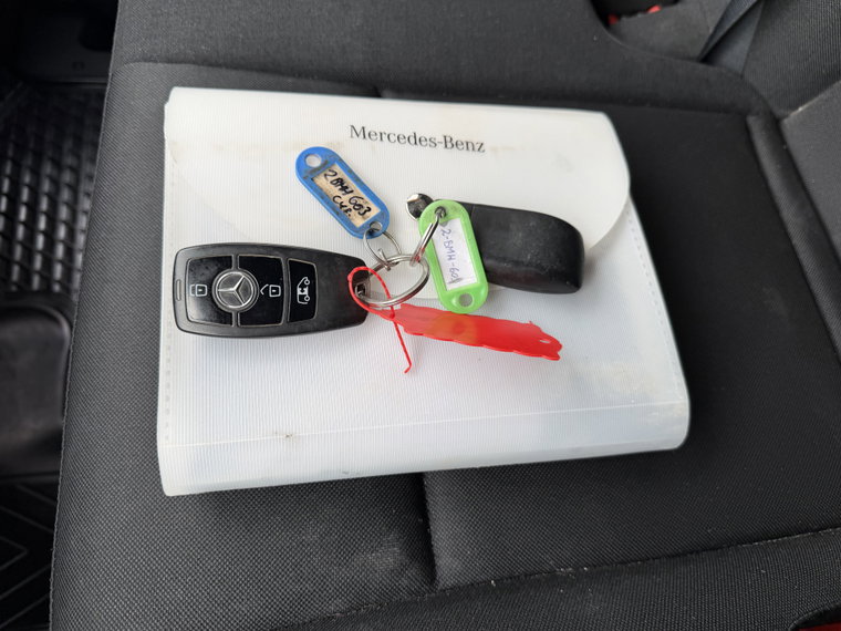 Vehicle Image 24