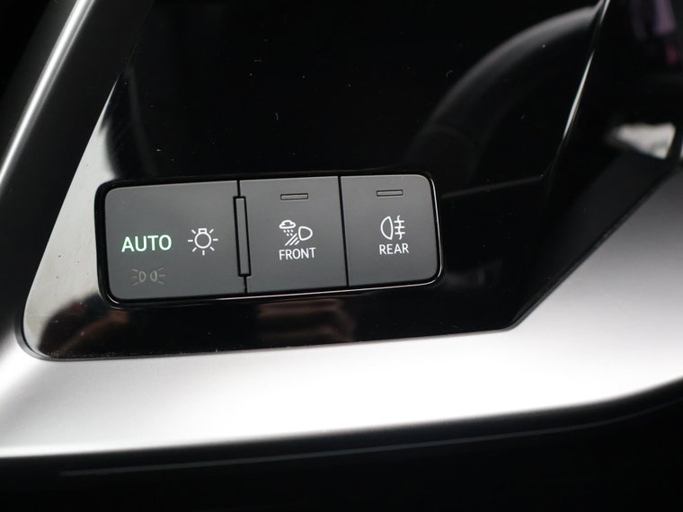 Vehicle Image 45