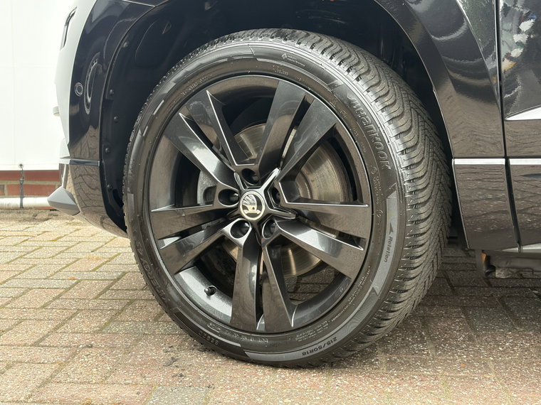 Vehicle Image 37