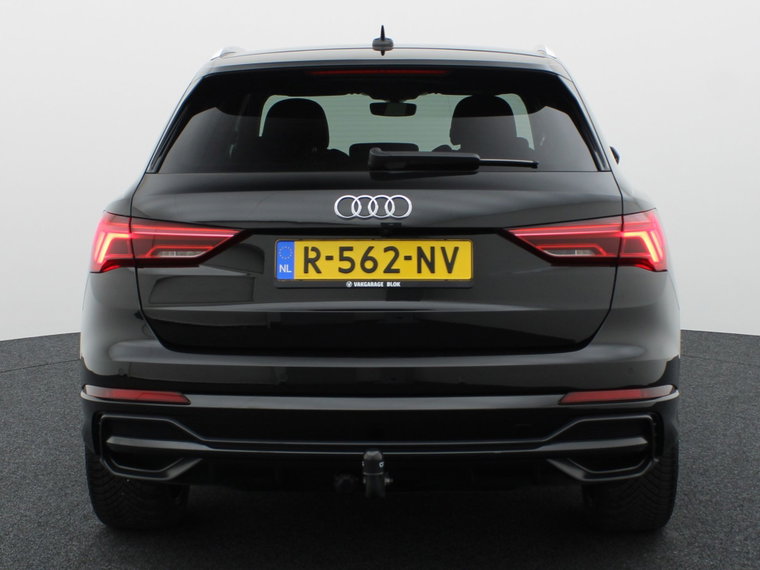 Vehicle Image 40