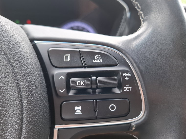 Vehicle Image 26