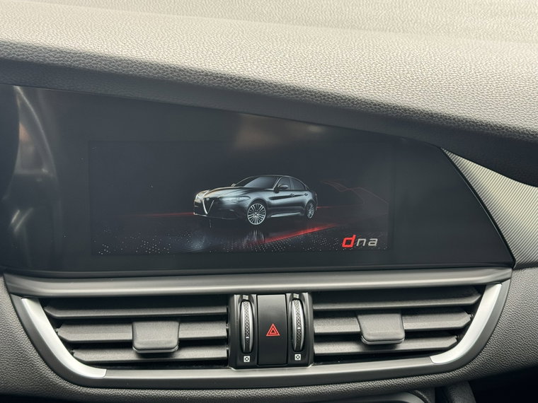 Vehicle Image 26