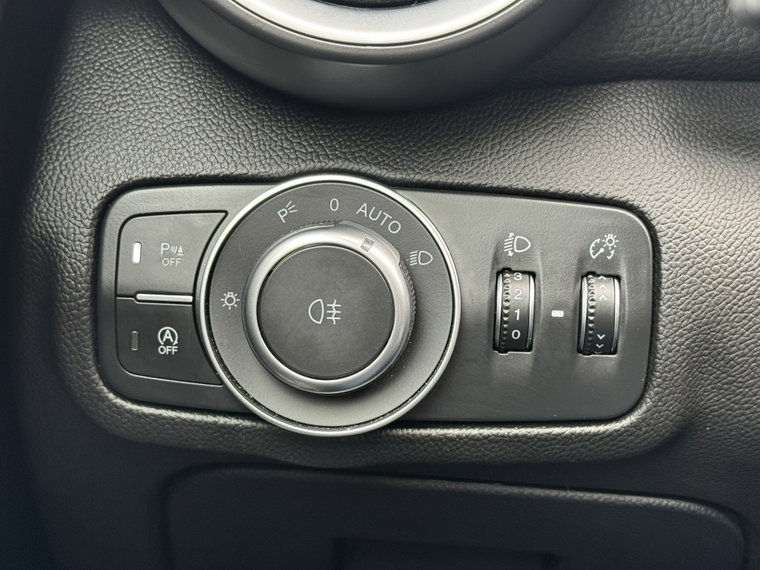 Vehicle Image 40