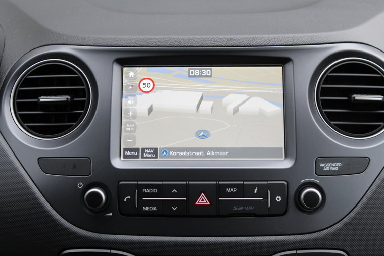 Vehicle Image 14