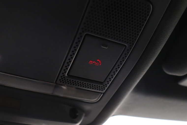 Vehicle Image 38