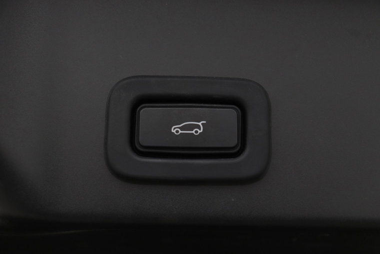 Vehicle Image 48