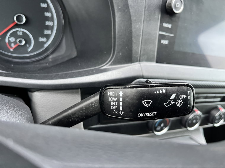 Vehicle Image 33