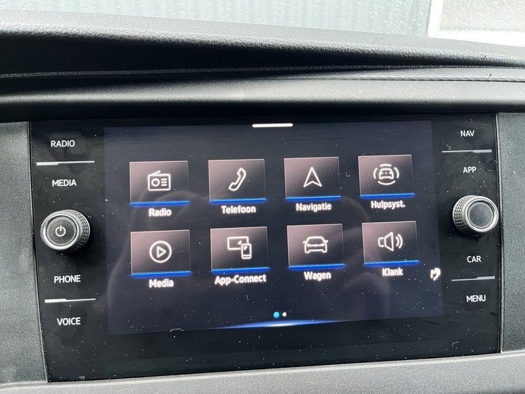 Vehicle Image 38