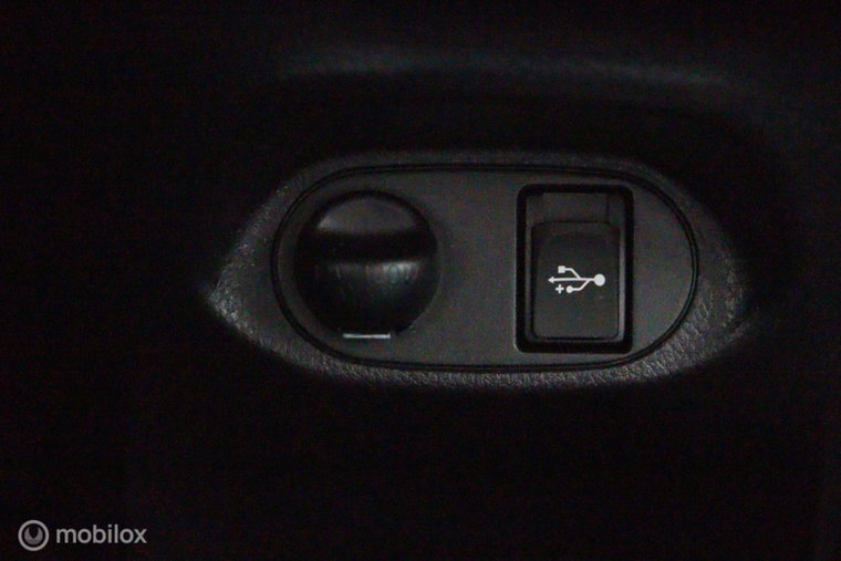 Vehicle Image 59