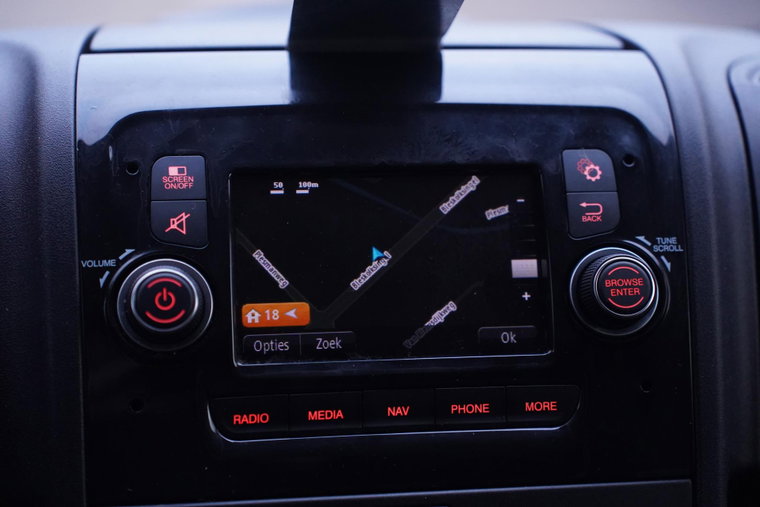 Vehicle Image 30