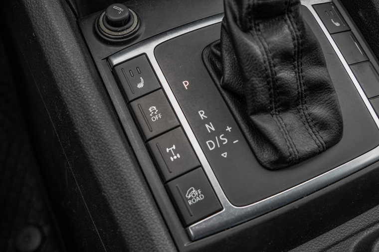 Vehicle Image 23