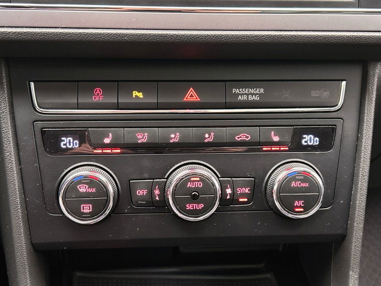 Vehicle Image 37