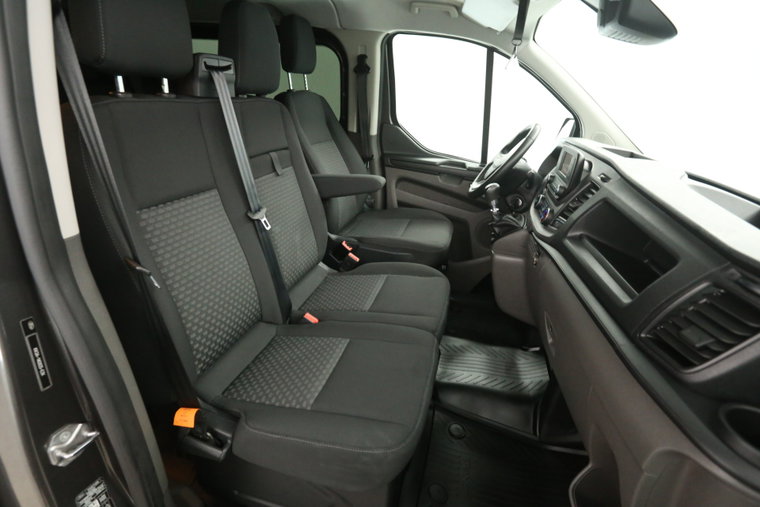 Vehicle Image 11