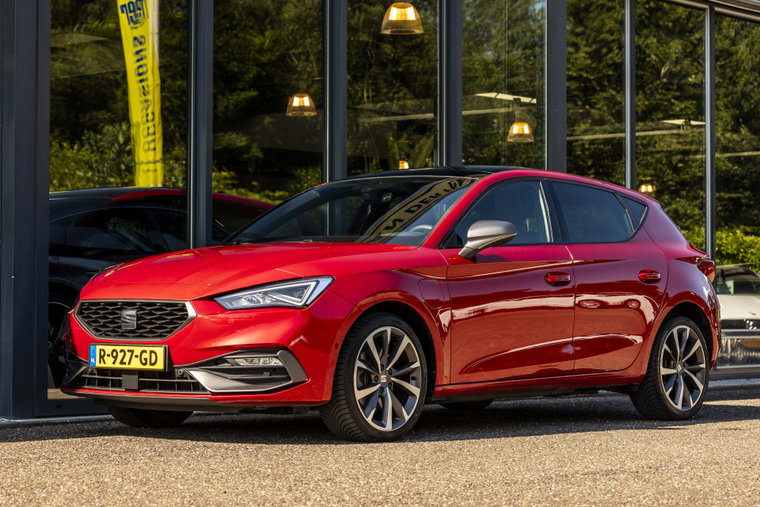 Vehicle Image 10