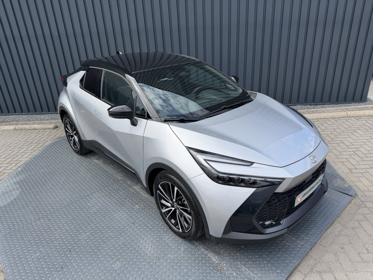 Vehicle Image 7