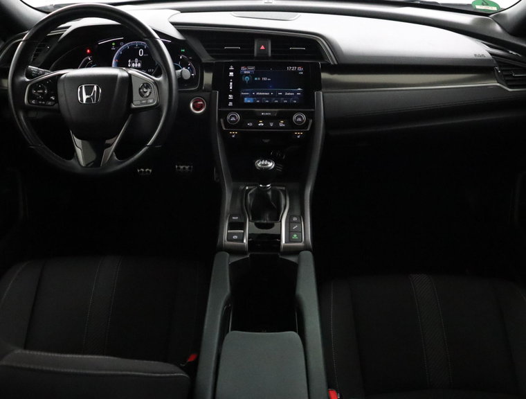 Vehicle Image 12