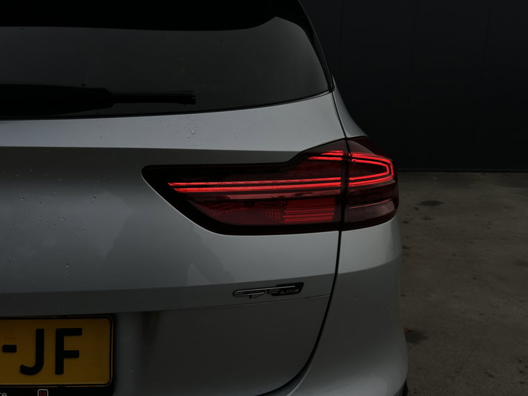 Vehicle Image 27