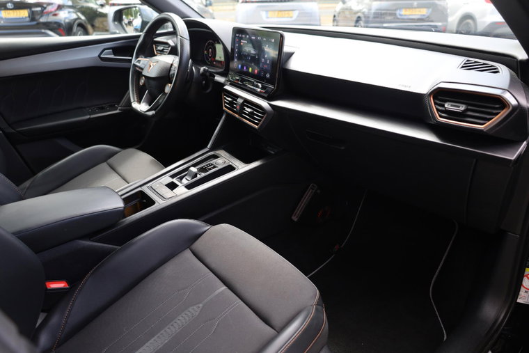 Vehicle Image 35