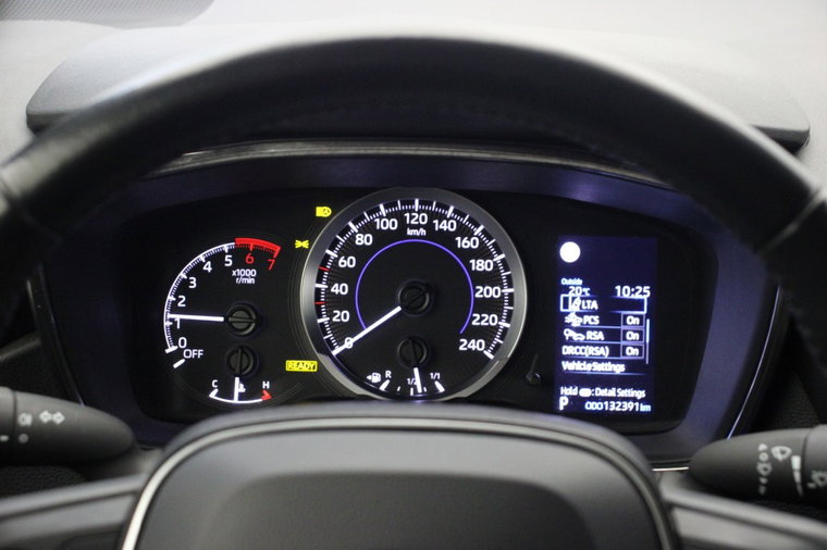 Vehicle Image 21