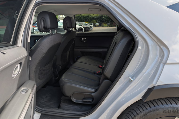 Vehicle Image 45