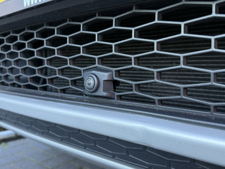 Vehicle Image 21