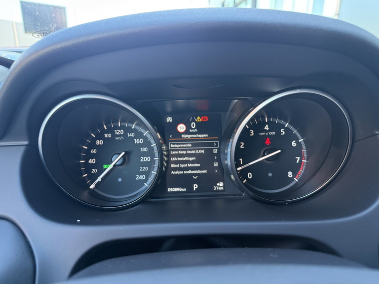 Vehicle Image 28