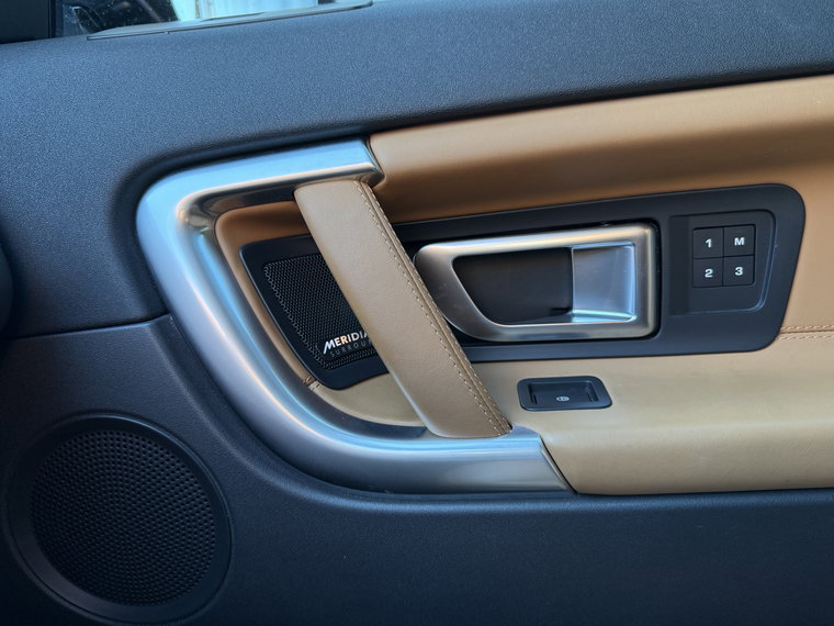 Vehicle Image 41