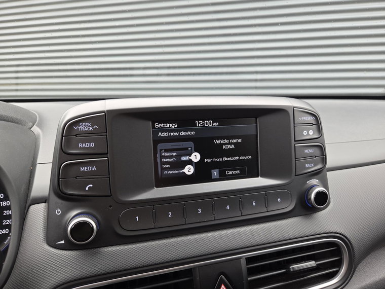 Vehicle Image 12
