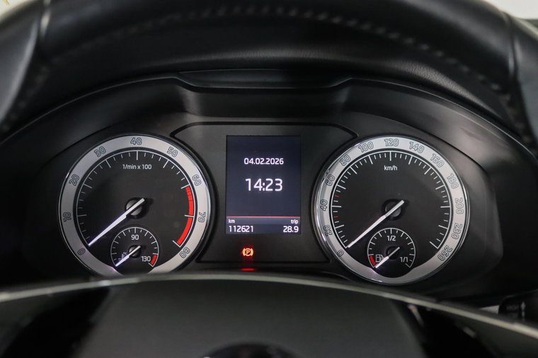 Vehicle Image 18