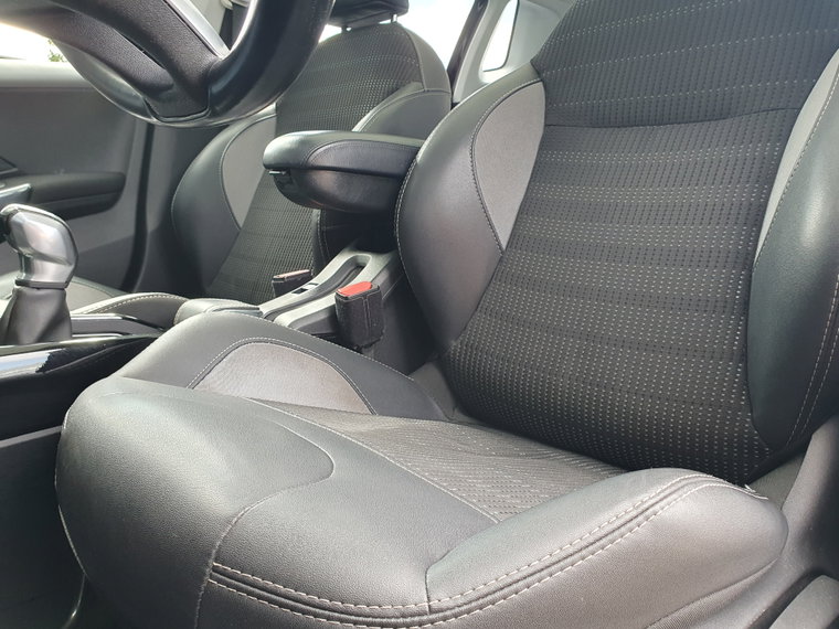 Vehicle Image 45