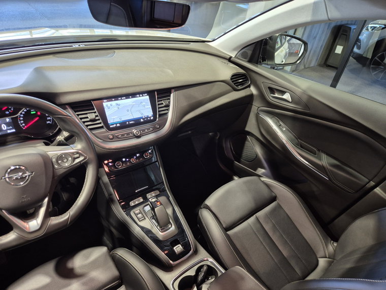 Vehicle Image 35