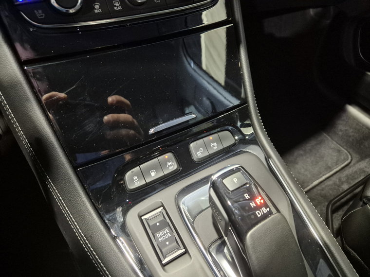 Vehicle Image 48