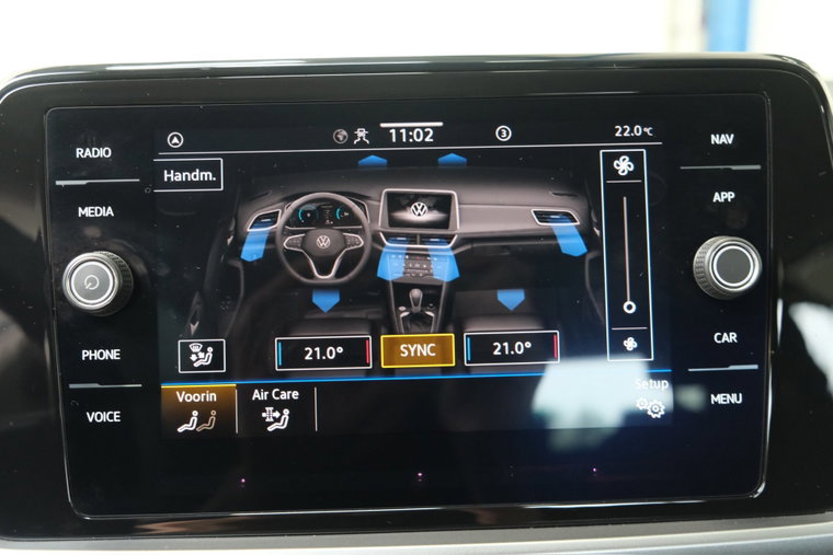 Vehicle Image 21
