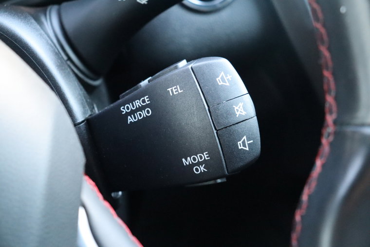 Vehicle Image 24