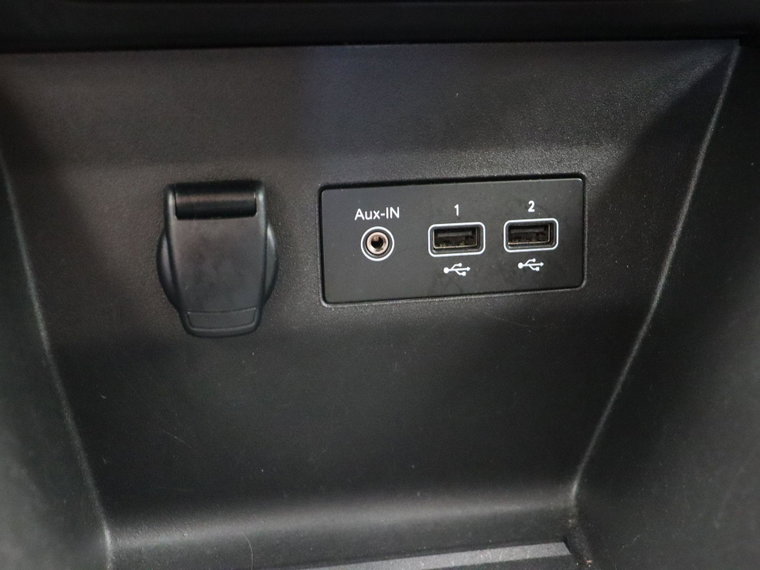 Vehicle Image 26